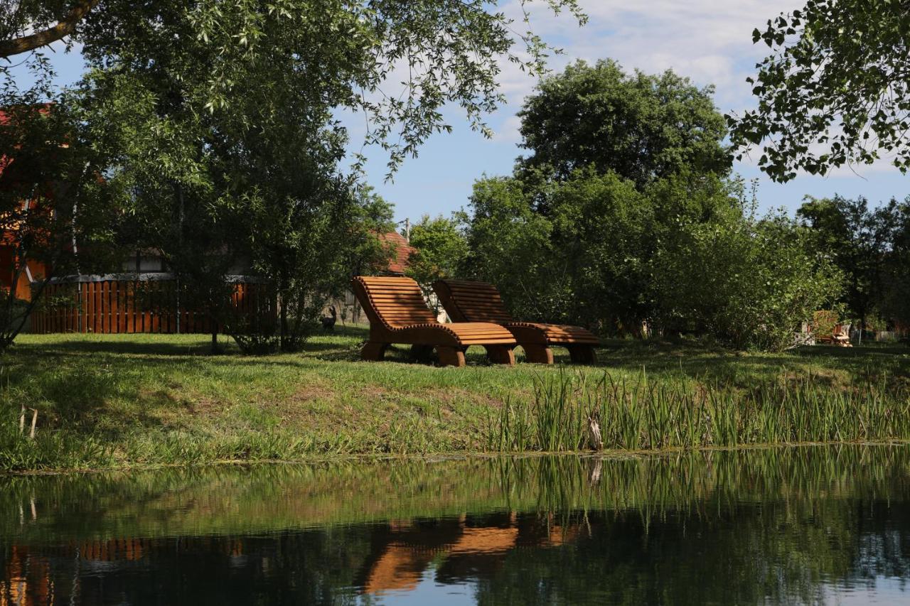 Riverside Apartments Otočac Eksteriør bilde